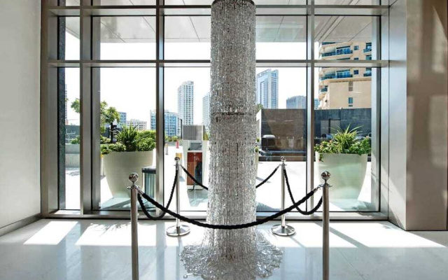 Gorgeous apartment with Marina view