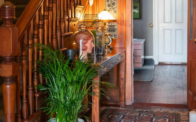 Harpers House