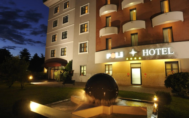 Poli Hotel