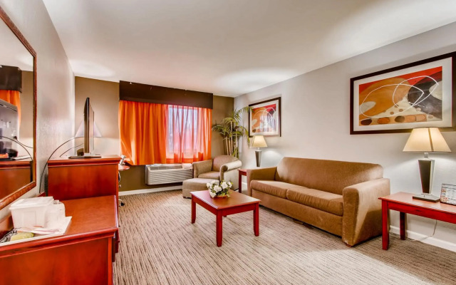 Orangewood Inn & Suites Midtown