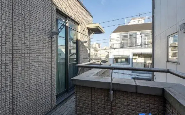 Higashikomagata house