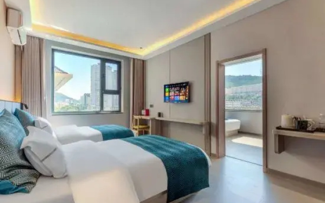 Qingyue Hotel (Yan'an Railway Station)