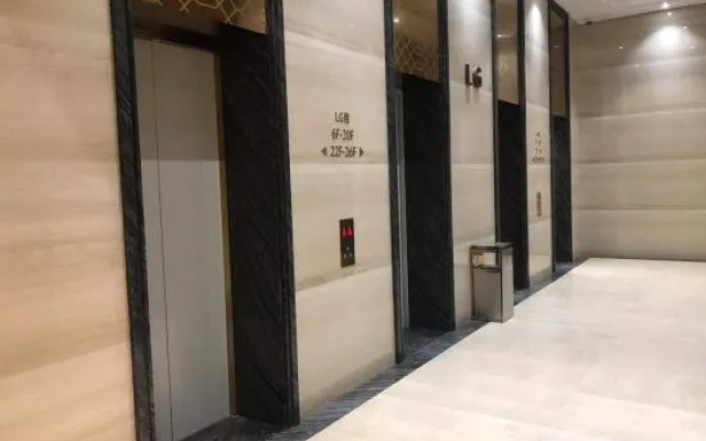 Wanxiang Yuepin Hotel (Jinan Olympic Sports Center)