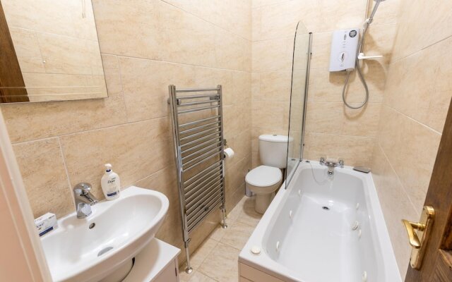Luxury Nautical Apartment Central Free Parking