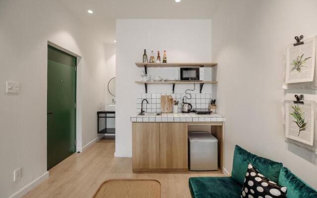Botanist Lab Minihotel by CIRCADIAN