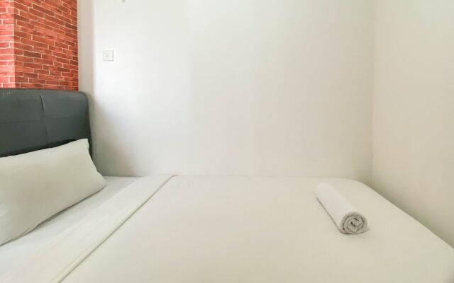 Comfort And Homey 3Br Bassura City Apartment