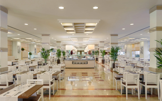 H10 Salauris Palace