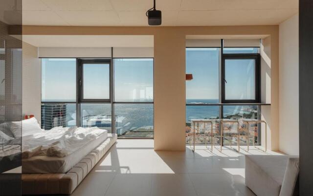 Sea and Sky Apartment