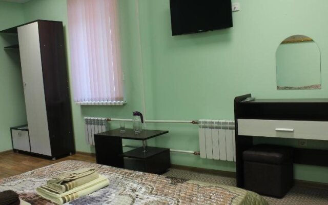 Guris Hotel - Hostel