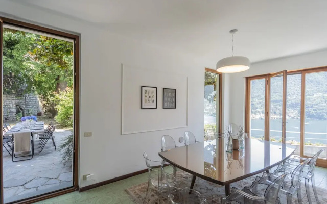Villa Chiara Moltrasio With Private Garden by Rent all Como