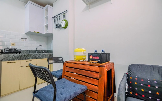 Fancy And Nice 2Br At Transpark Cibubur Apartment