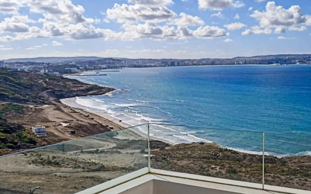 Intimate Apartment with a beautiful view