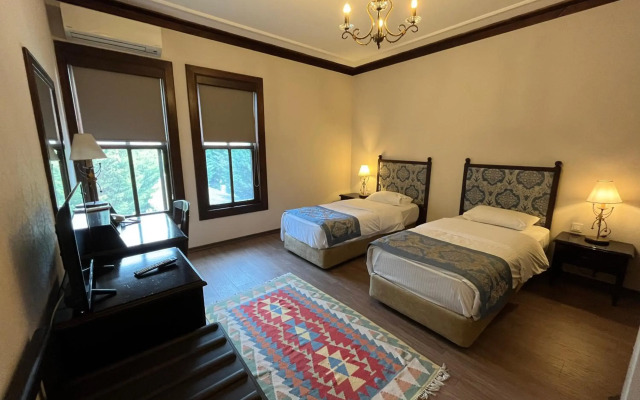 Otanti̇k Club Hotel & Spa