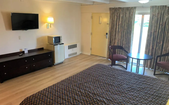 Tollway Inn of Beloit