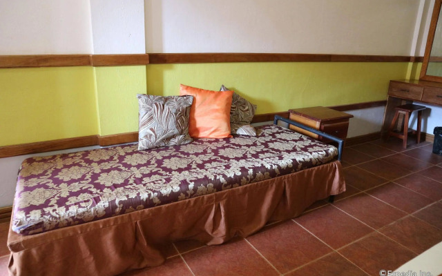 Villa Manuel Tourist Inn