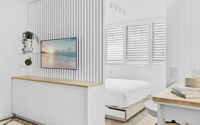 Studio4: Bondi Chic Interiors With Rooftop Pool