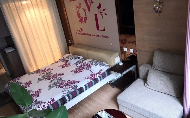 Qingfengxiaozhu Hotel