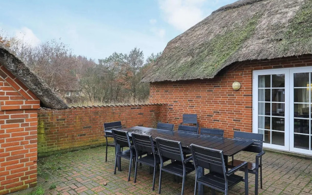 10 Person Holiday Home in Ulfborg-by Traum