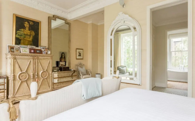 Brunswick Gardens II by Onefinestay