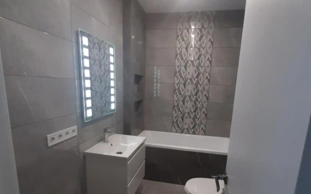 New! ЛЮКС в новострое у метро Героев Труда, Караван