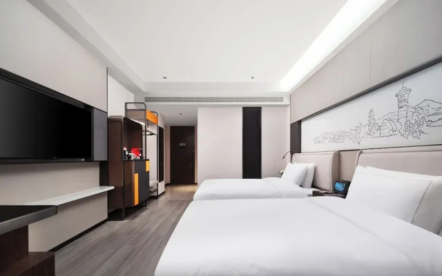 UrCove by Hyatt Aksu Century Square