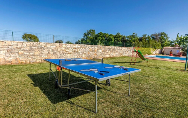 Beautiful Home in Valtura With Wifi and 4 Bedrooms