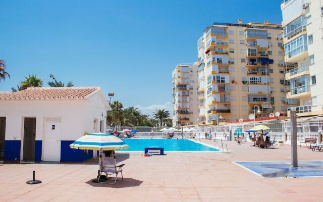 Loft en Residencial 1a Linea con piscina