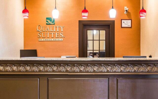 Quality Suites Hickory South