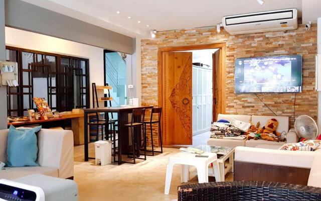Bakeroom Hostel
