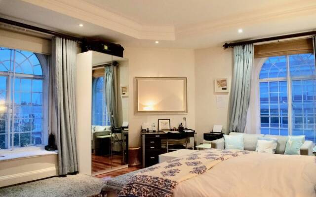 Stunning 4 Bedroom Flat in Sloane Square