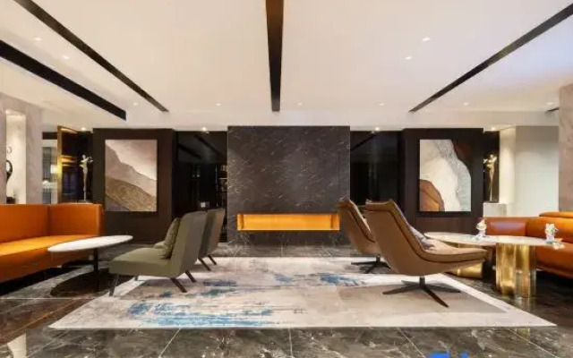 The GiorgioMorandi Hotels (Qingdao North Railway Station)