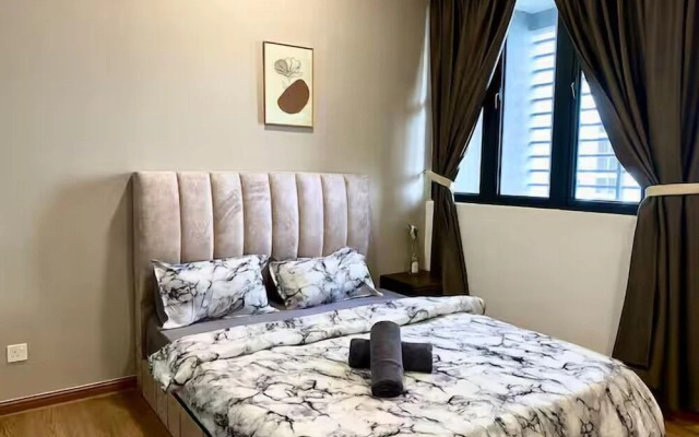 Rooftop Pool Jalan Landmark Apartments