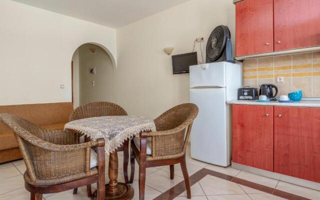 Livadia Beach Suite