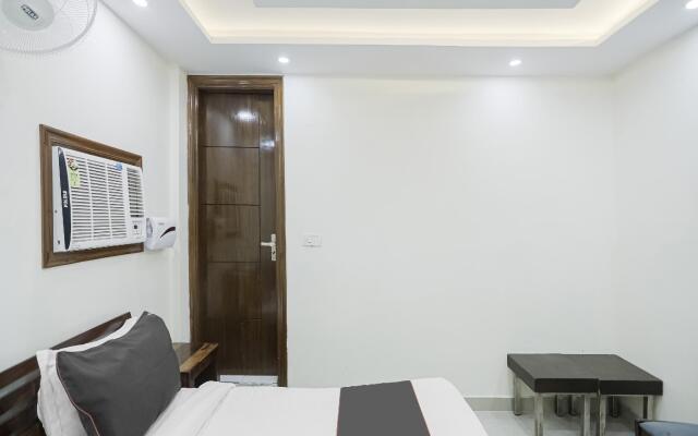 Collection O 85894 Hotel City Light Guest House