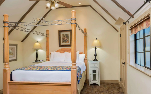 The Pierpont Inn