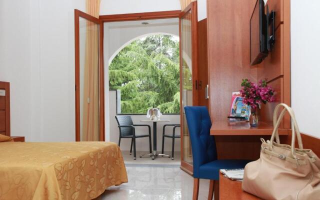 Villaggio Turistico La Mantinera