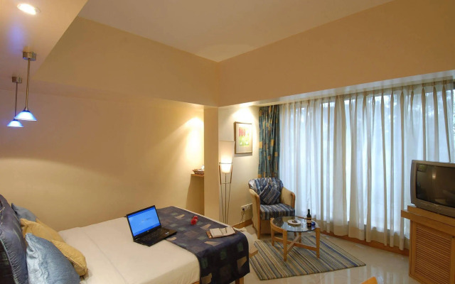 Treebo Regency - Bund Garden, Dhole Patil Road
