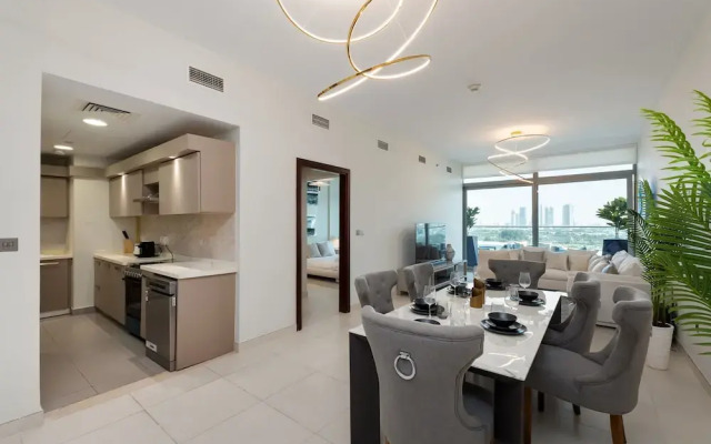 Urban 1BR Palm Apt w Beach Access