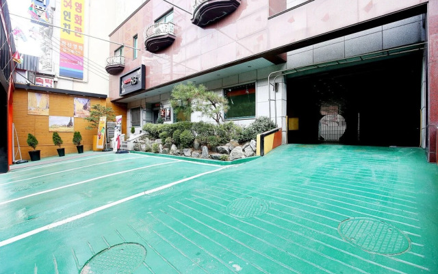 Daejeon Yongjeon KB