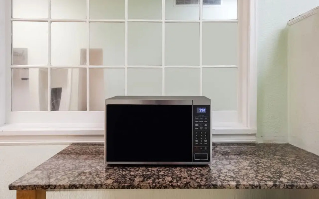 OYO Hotel Jackson North I-55