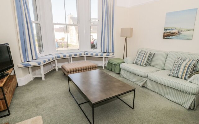 Ground Floor Flat At Wylfa, Rhosneigr