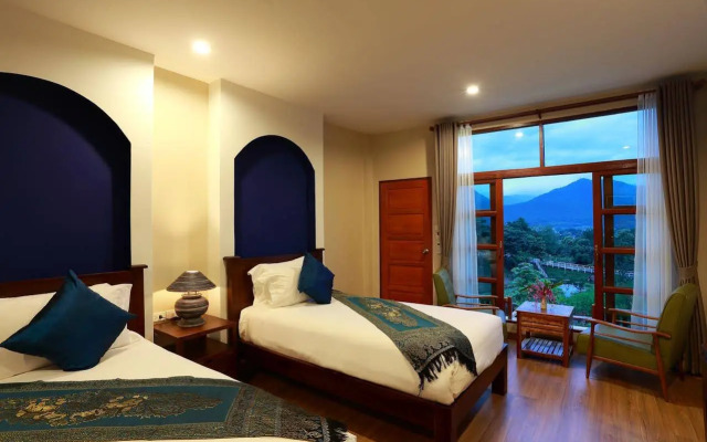 E-outfitting Pai Resort