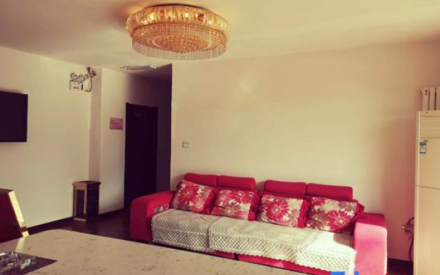 Wuchang Fenghuang Villa Express Hotel