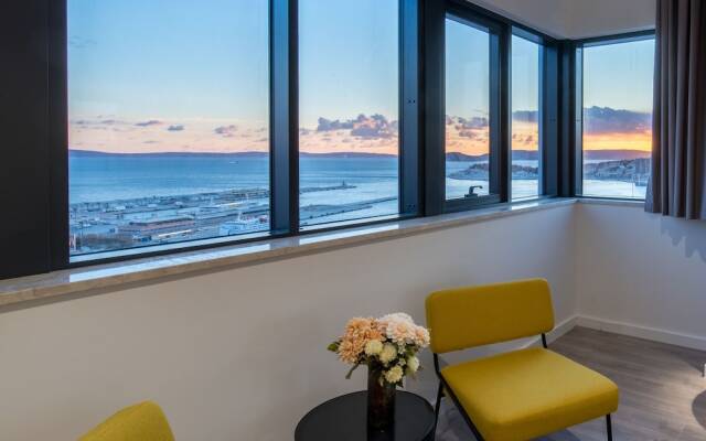 Seascape Luxury Rooms