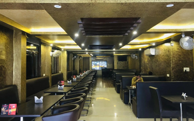 OYO Premium Bahadrabad Haridwar