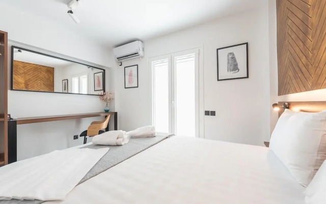 Phaedon Terrace Suite Near Acropolis by Cloudkeys