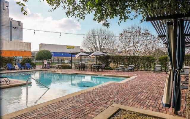 FRONTDESK The Depot Apts Downtown Fort Worth