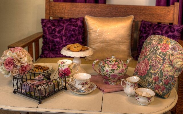 Seasons Above the Bay Guest Suites and B&B