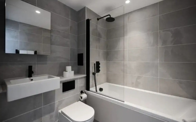 The Tottenham Hideaway - Alluring 1bdr Flat With Balcony