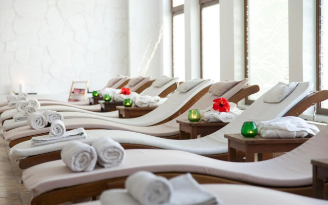 Oceanis Beach & Spa Resort-All Inclusive